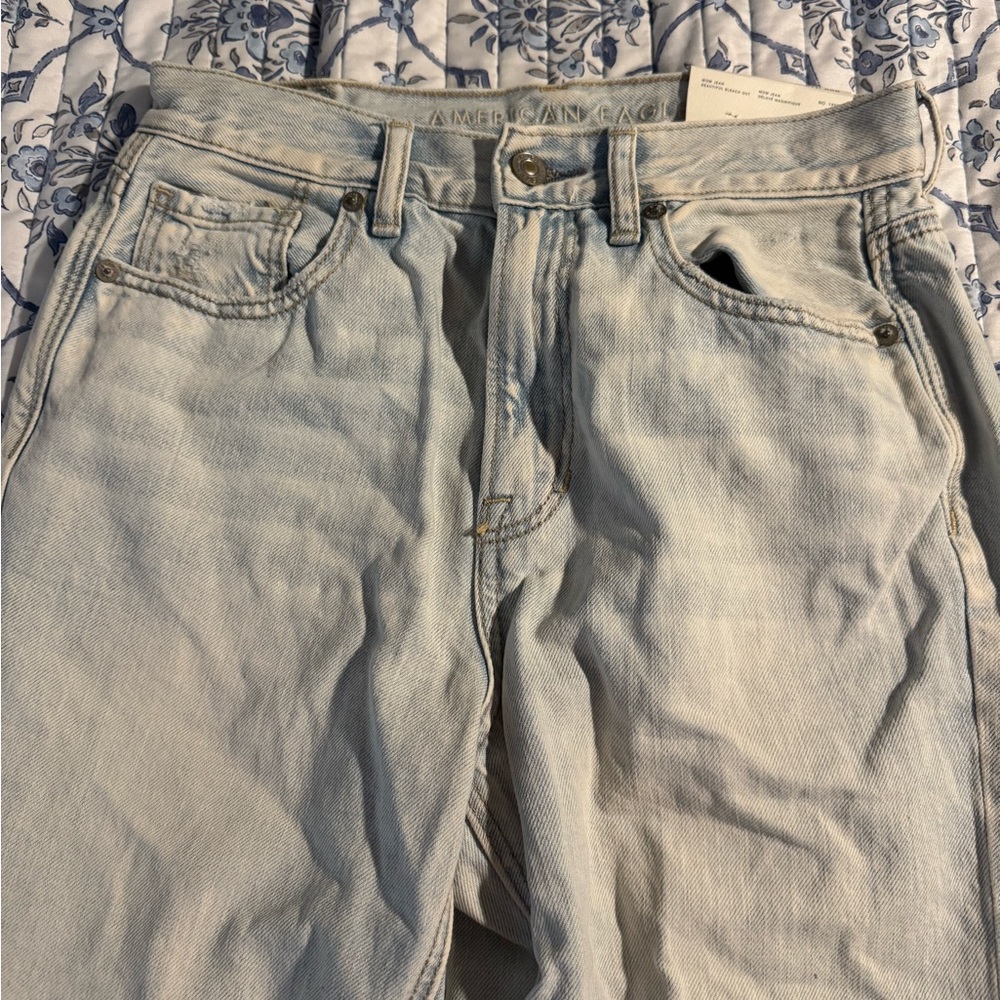 American Eagle Outfitters Blue Relaxed Jeans High-Waisted